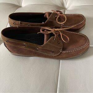 Men’s Highland Creek boat shoe size 11